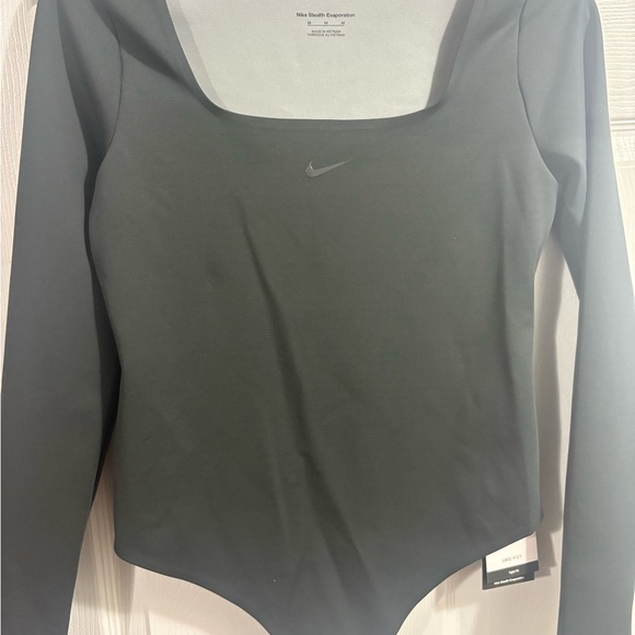 Nike Women's Charcoal Long Sleeve Bodysuit - Picture 1 of 4
